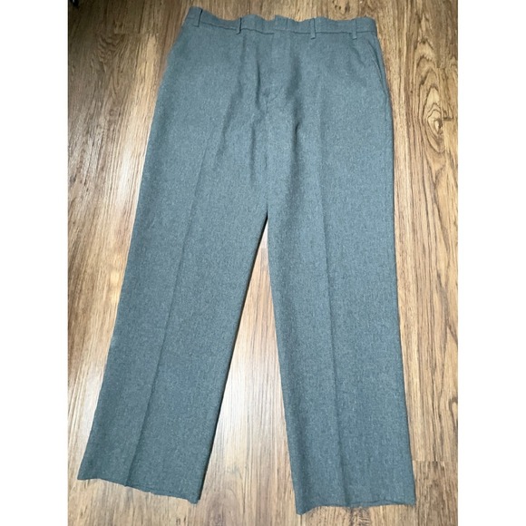 Vintage Levi's Action Slacks Pants Mens 40X32 Gray Dacron Polyester Perfomance - Picture 1 of 9